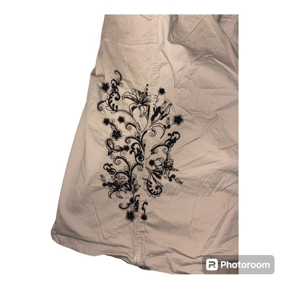 Long Charlotte Russe Cargo Skirt - Picture 4 of 5